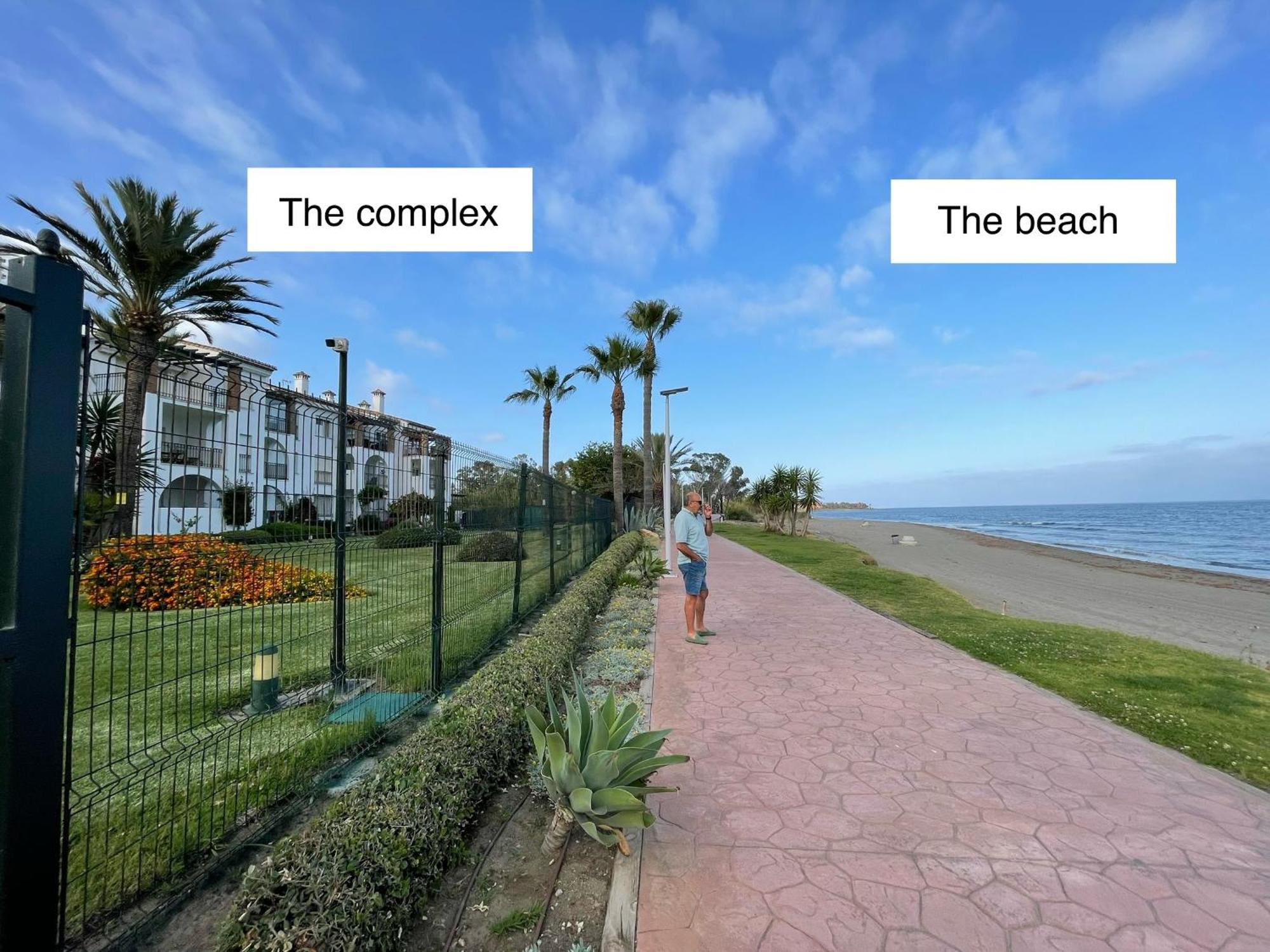 Beachfront Escape Appartement